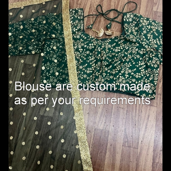 Green Indian lehenga choli garba dress navratri lehenga choli - Picture 6 of 8